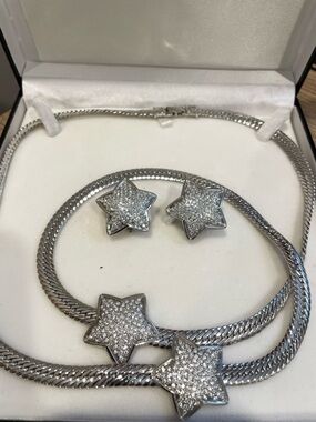 Fifth Avenue Collection Necklace and Earrings Set - brand new in original box